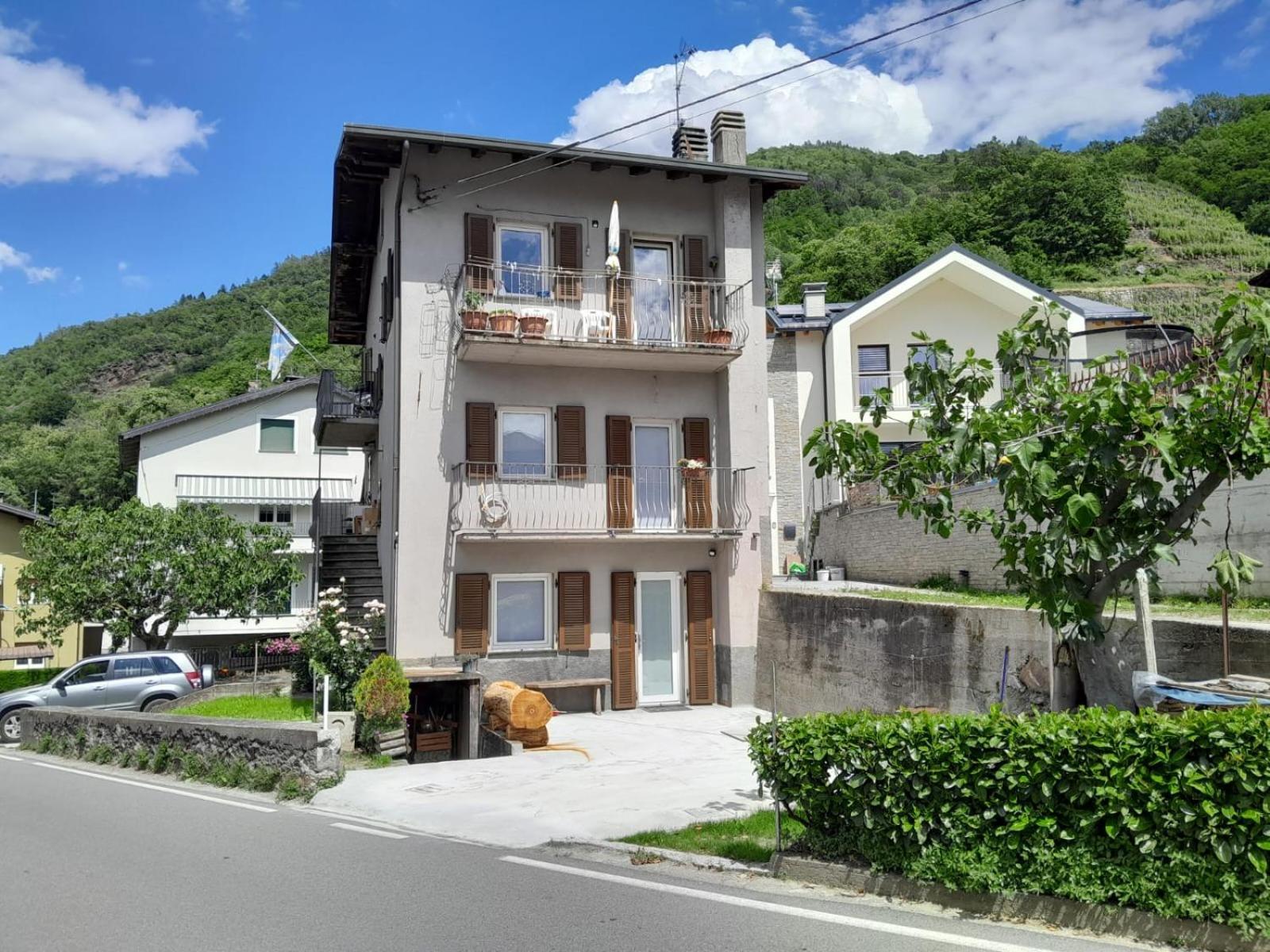 Готель Ca Marasciol A 5 Minuti Dal Trenino Rosso Del Bernina Express Villa di Tirano Екстер'єр фото